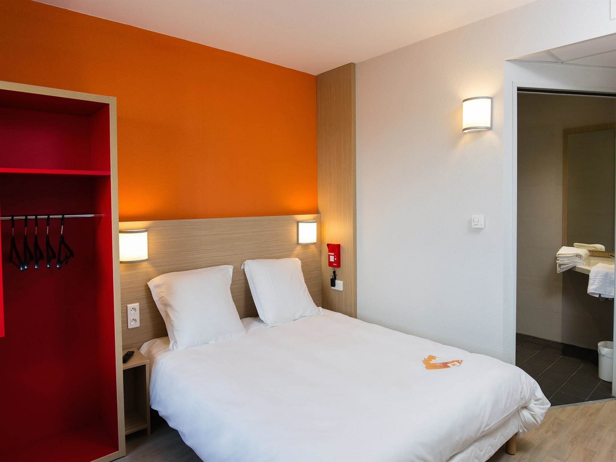 Premiere Classe Chartres Sud - Barjouville Exteriér fotografie