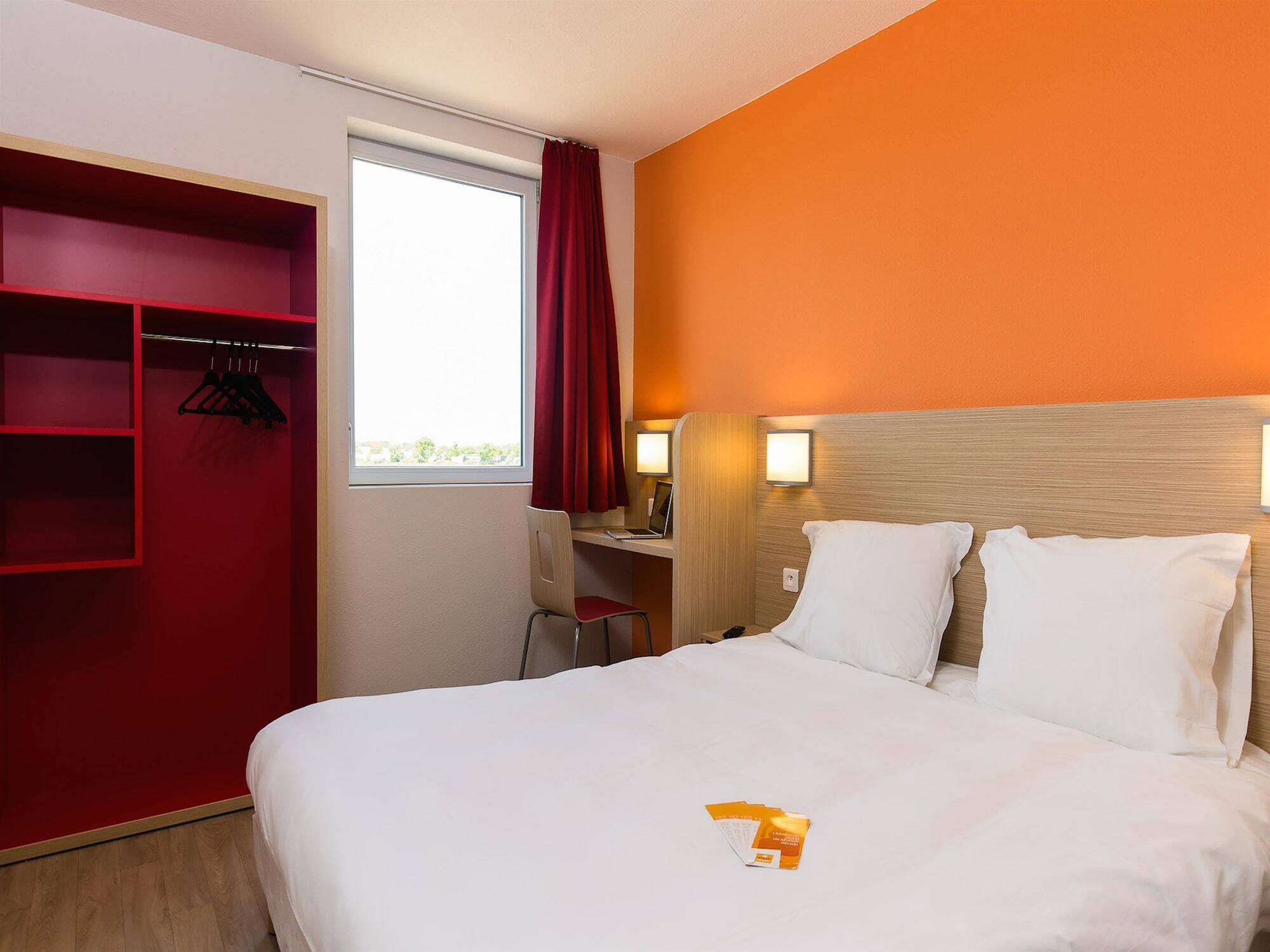 Premiere Classe Chartres Sud - Barjouville Exteriér fotografie
